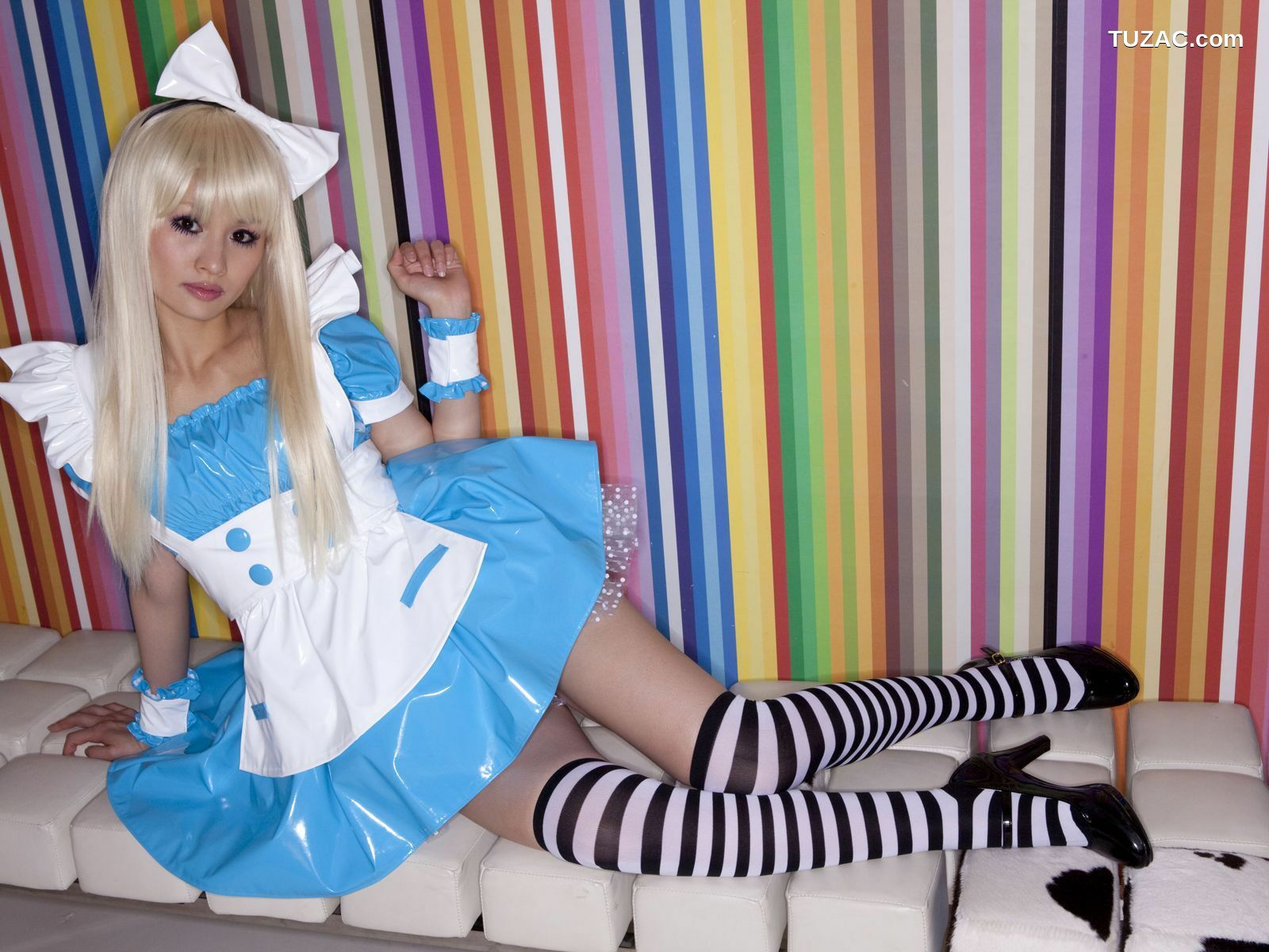 Sabra_小林ゆう《TWO LOVE ONE LOVE》写真集 [40P]