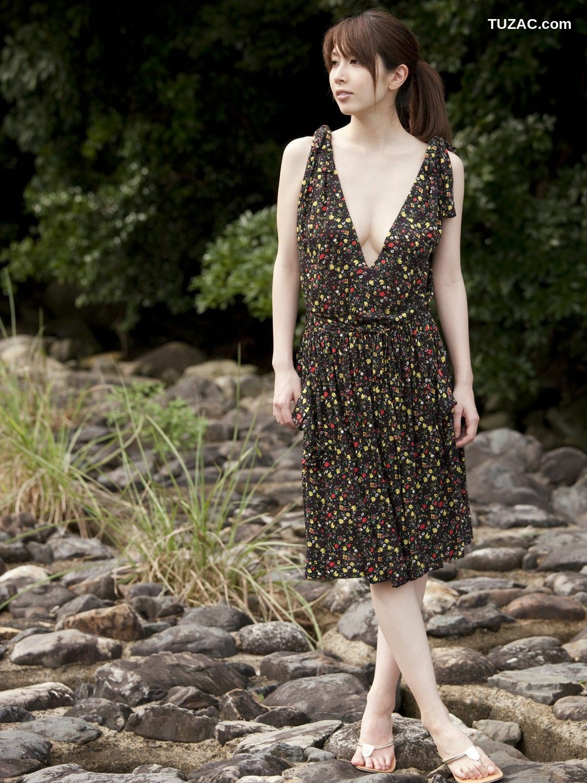 Sabra_小林恵美 《INNER FOREST》 写真集 COVER GIRL [100P]