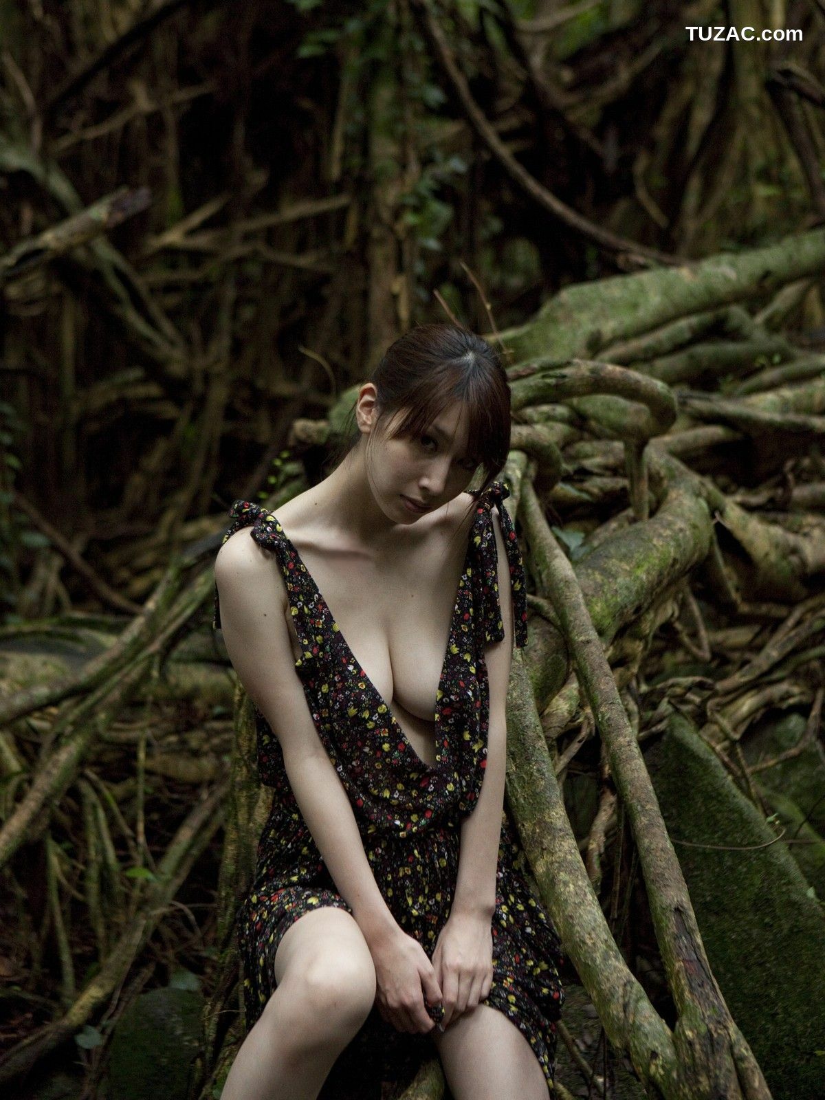 Sabra_小林恵美 《INNER FOREST》 写真集 COVER GIRL [100P]