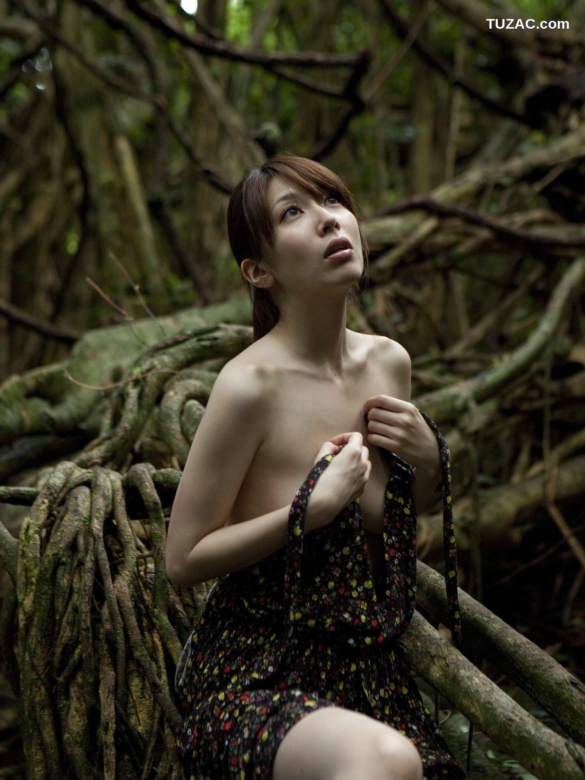 Sabra_小林恵美 《INNER FOREST》 写真集 COVER GIRL [100P]