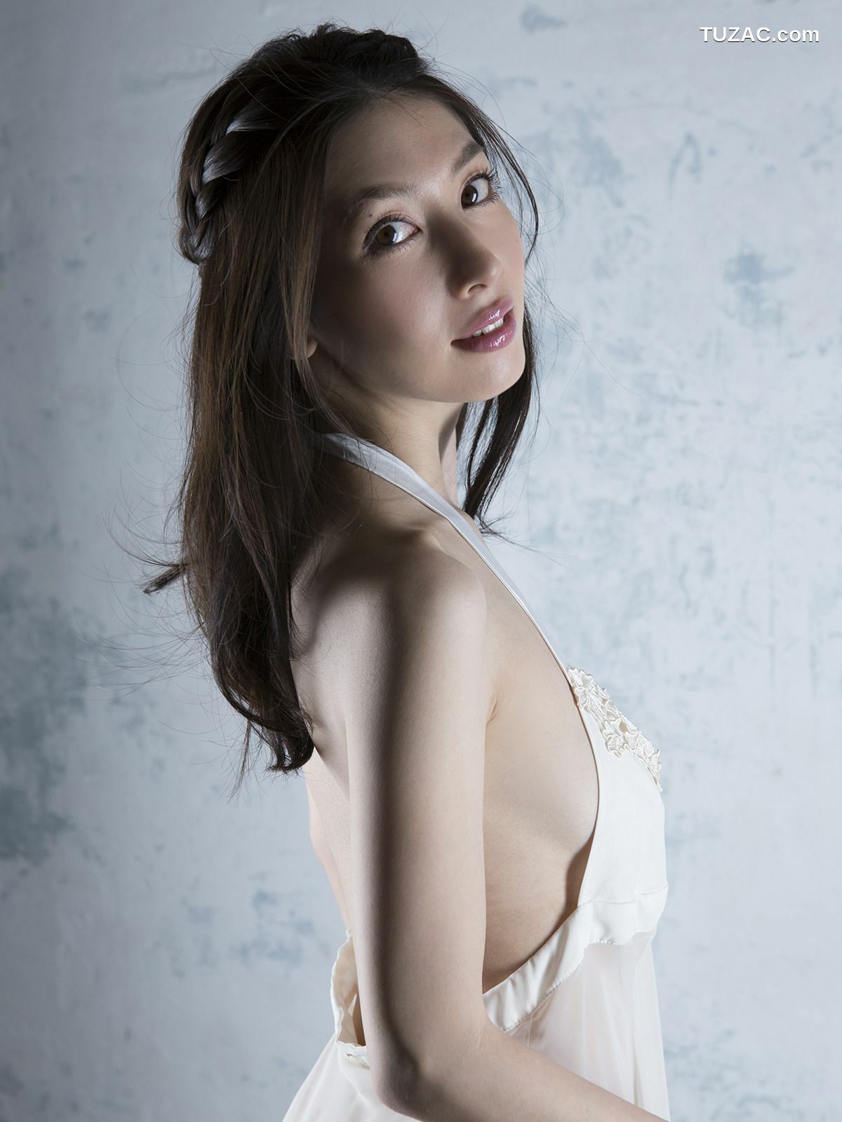 Sabra_小林恵美《BLACK_WHITE》 写真集 Cover Girl [100P]