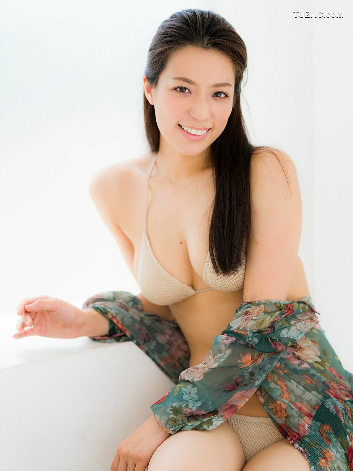 Sabra_小瀬田麻由『MAYU ザ・モンスター』 Cover Girl 写真集[100P]