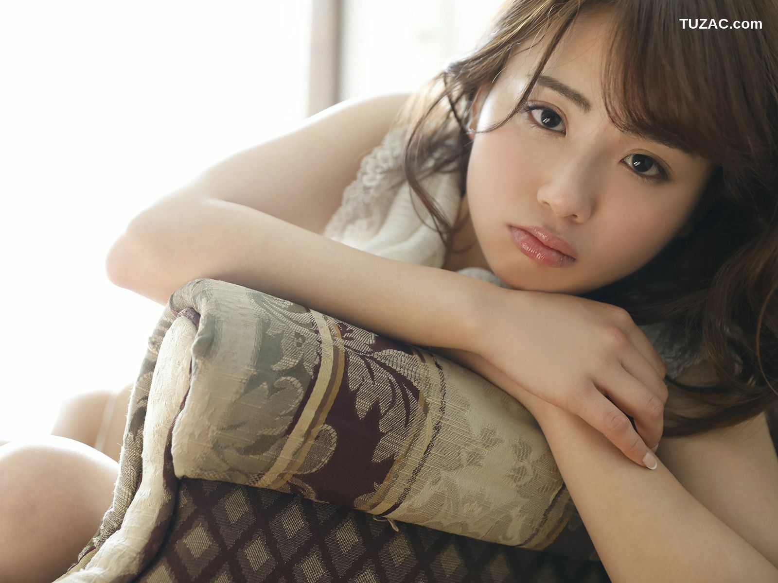 Sabra_平嶋夏海『夏海の真冬のサプライズ!』 Cover Girl 写真集[100P]