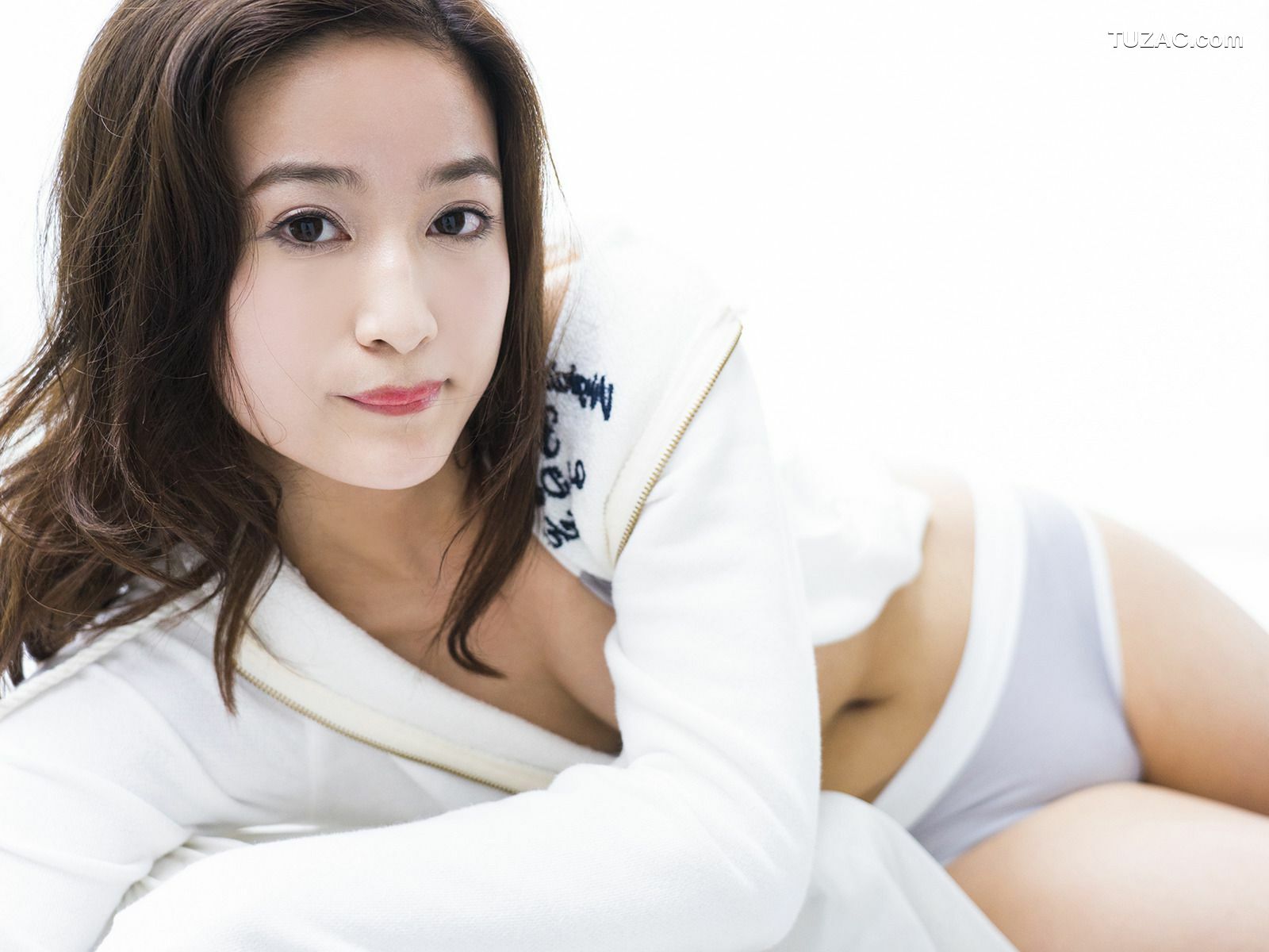 Sabra_横川ミナ『ミナ、半端ないって！』 Strictly Girl 写真集[40P]