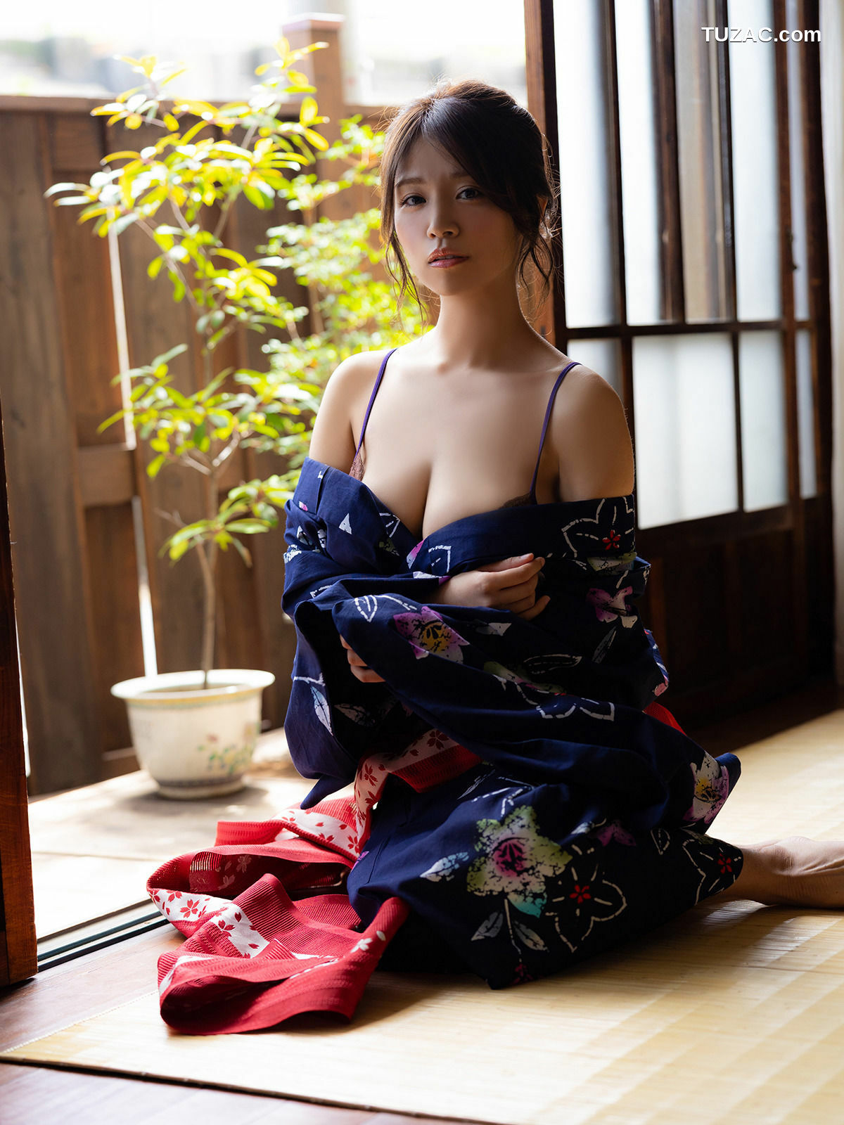 Sabra_菜乃花 『昭和グラビア777 2』 Strictly Girl 写真集[40P]