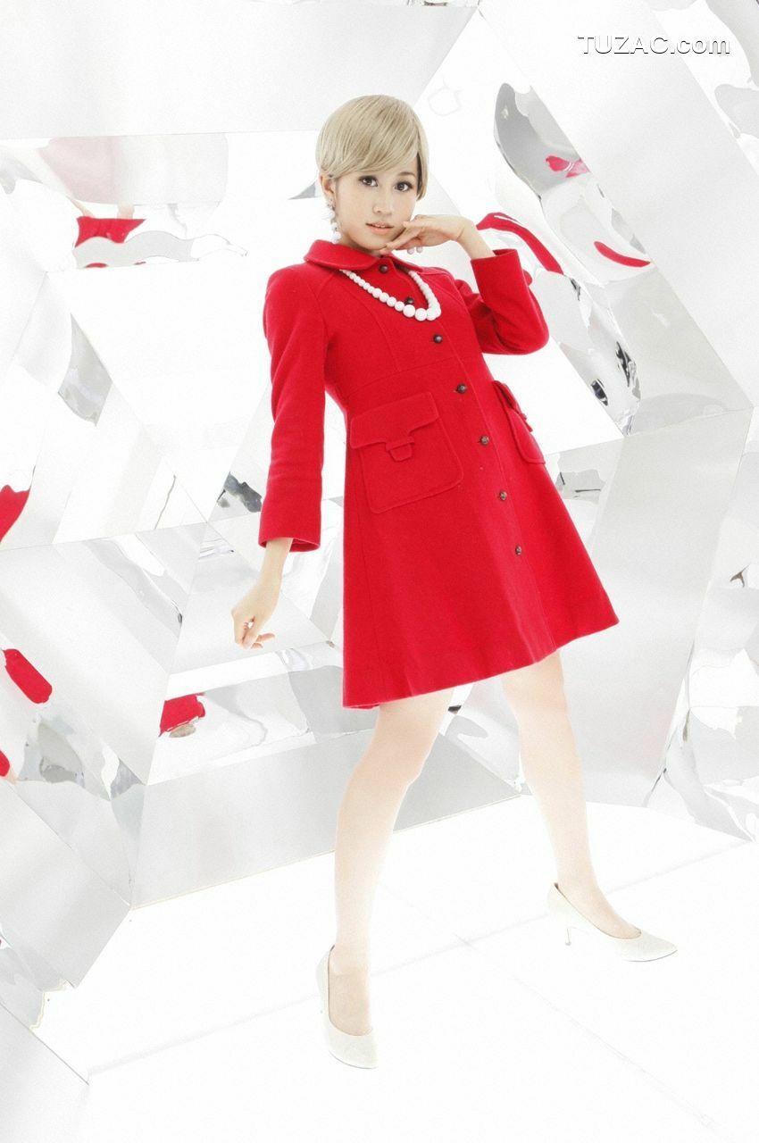 VYJ_AKB48《WORLD GIRLS》 写真集[37P]