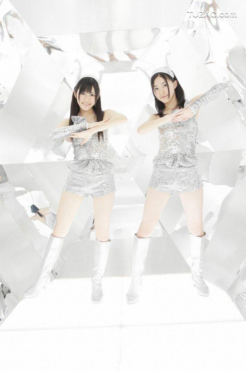 VYJ_AKB48《WORLD GIRLS》 写真集[37P]