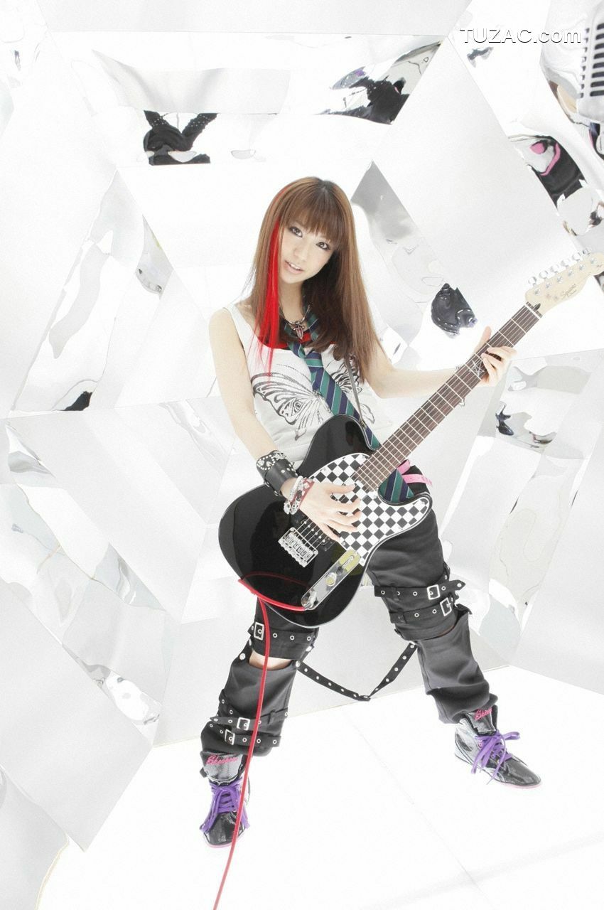 VYJ_AKB48《WORLD GIRLS》 写真集[37P]