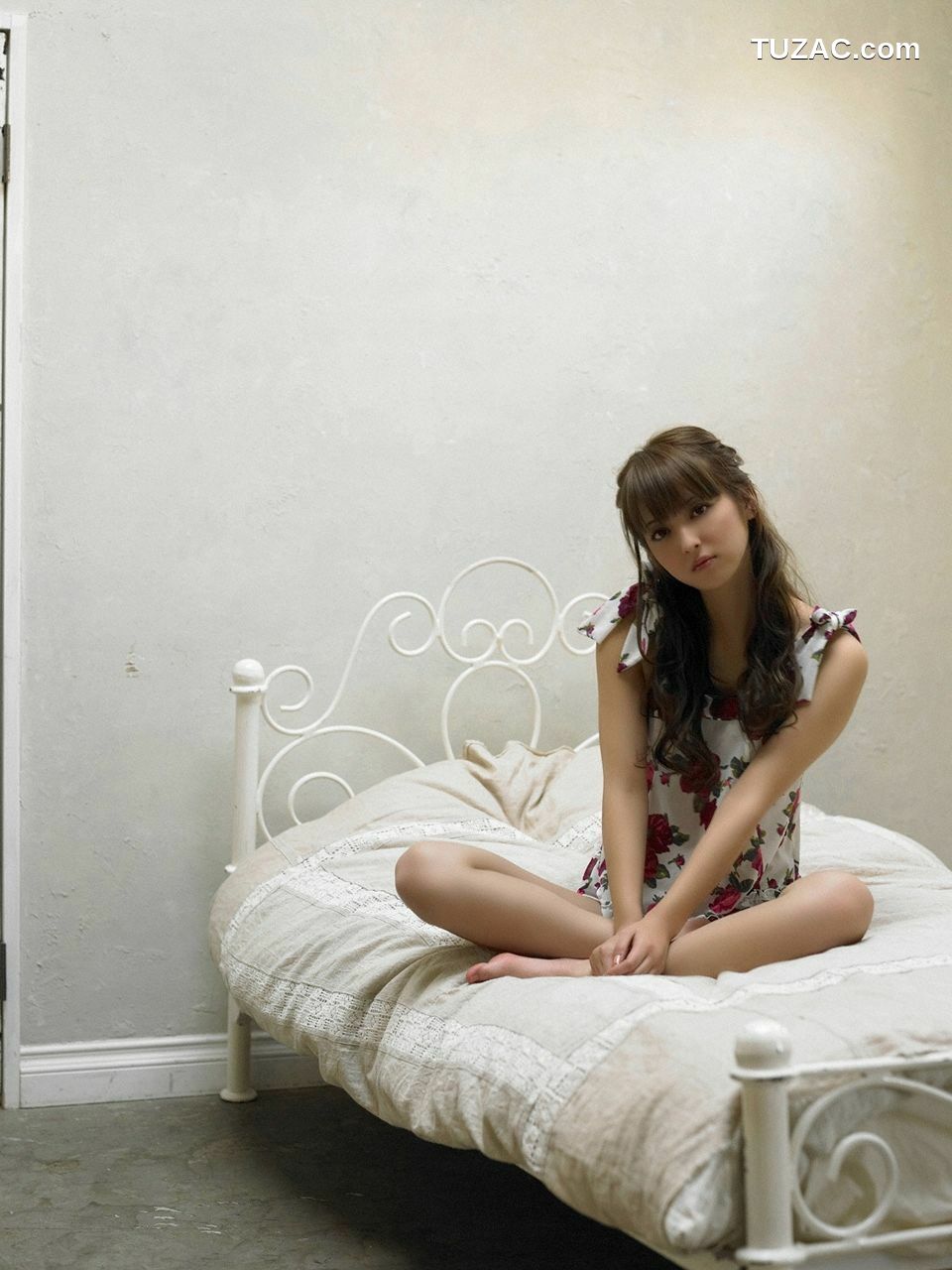 VYJ_佐々木希《happy girlie show case》 No.095 写真集[87P]