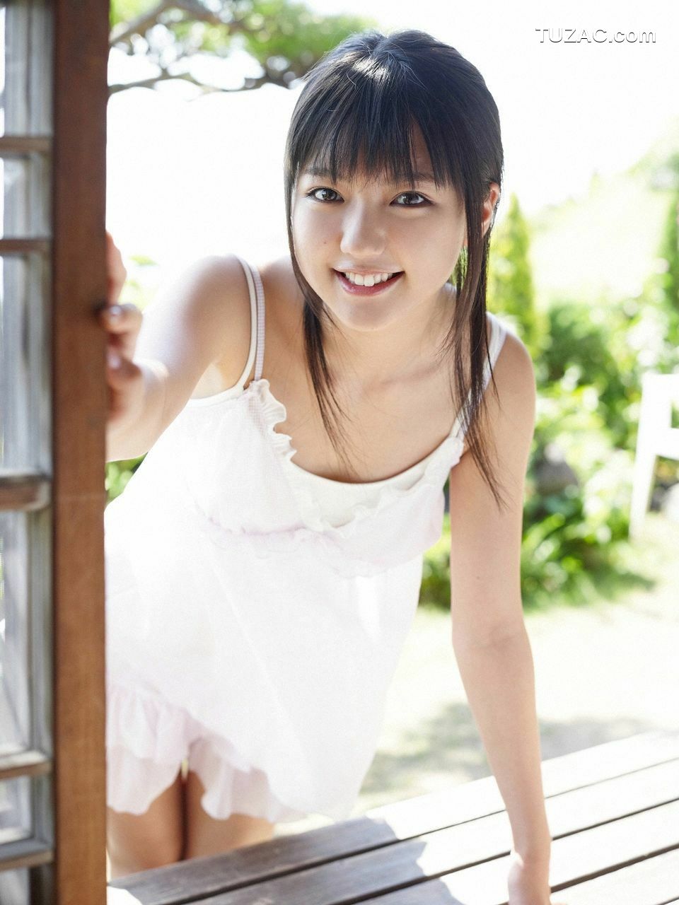 VYJ_真野恵里菜 2010 Special Version No.105 写真集[41P]