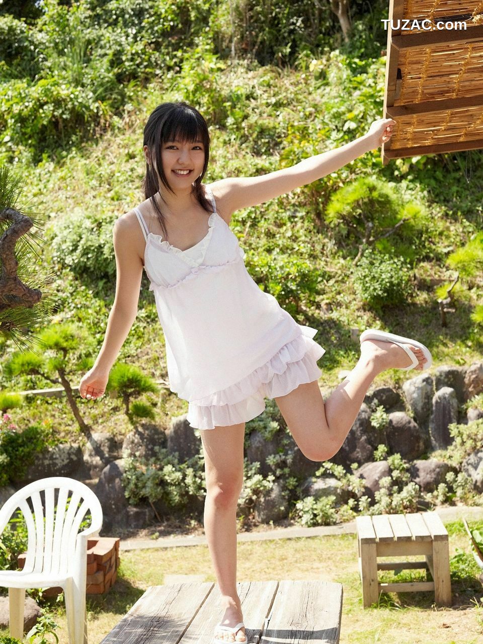 VYJ_真野恵里菜 2010 Special Version No.105 写真集[41P]