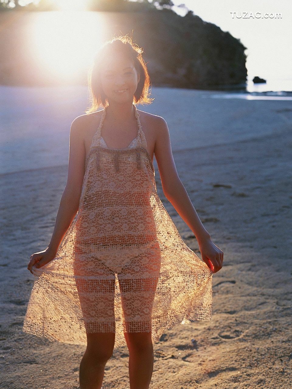 VYJ_長崎莉奈《LIGHT IN THE NATURE》 写真集[96P]