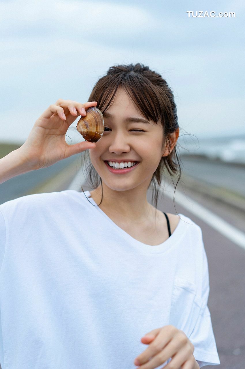 WPB写真_ Extra No.870 尾碕真花 「この足の長さ規格外、この笑顔 天才的！」[71P]