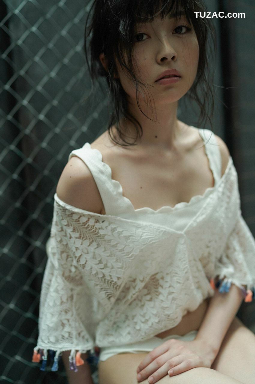 WPB写真_吉岡茉祐「First Gravure for a Voice Actress」 Extra EX726 写真集[75P]
