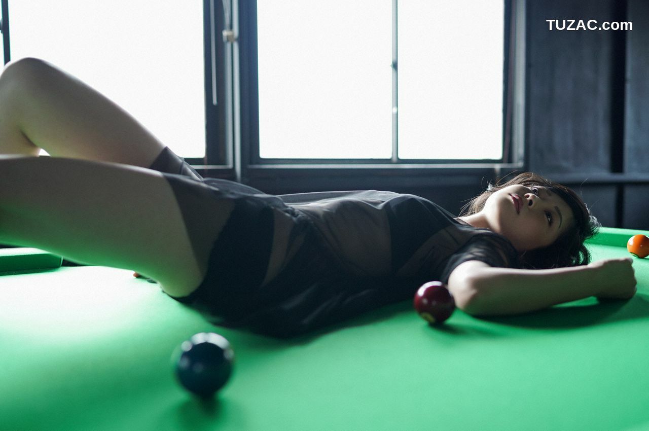 WPB写真_吉岡茉祐「First Gravure for a Voice Actress」 Extra EX726 写真集[75P]