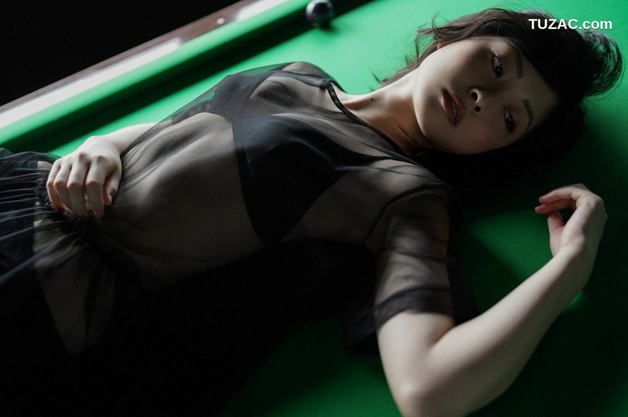 WPB写真_吉岡茉祐「First Gravure for a Voice Actress」 Extra EX726 写真集[75P]