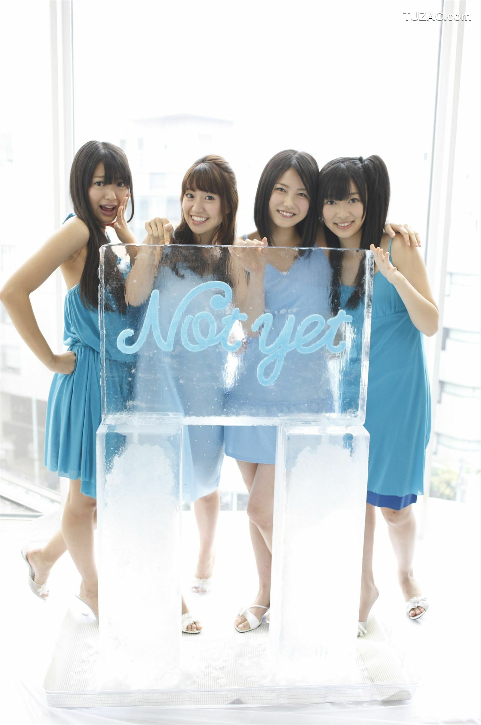 WPB写真_大岛优子、指原莉乃、横山由依、北原里英 No.135 写真集[160P]