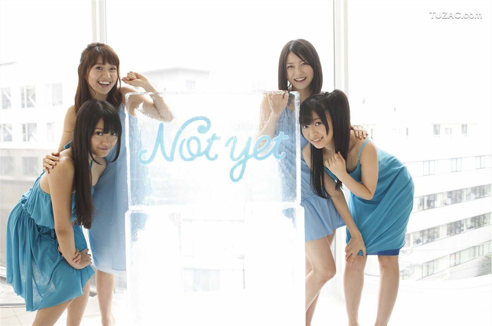 WPB写真_大岛优子、指原莉乃、横山由依、北原里英 No.135 写真集[160P]