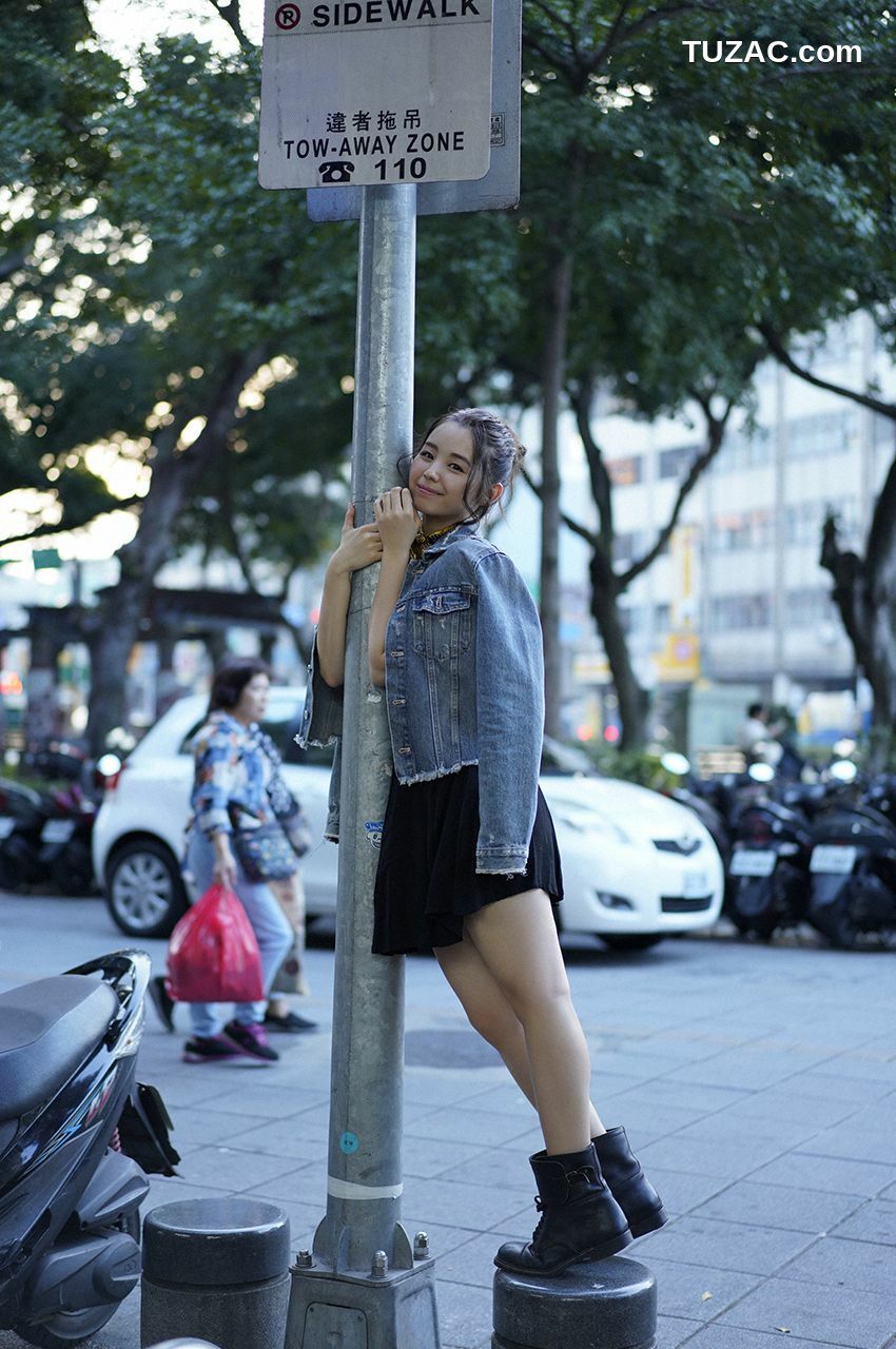 WPB写真_小池里奈 《スペシャル「25歳～おかえり里奈～」》 No.227 写真集[137P]