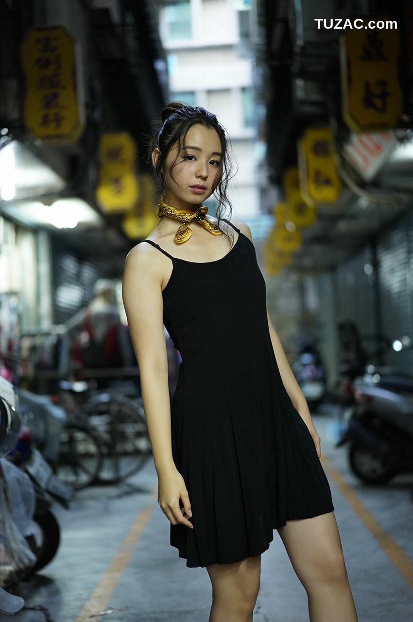 WPB写真_小池里奈 《スペシャル「25歳～おかえり里奈～」》 No.227 写真集[137P]