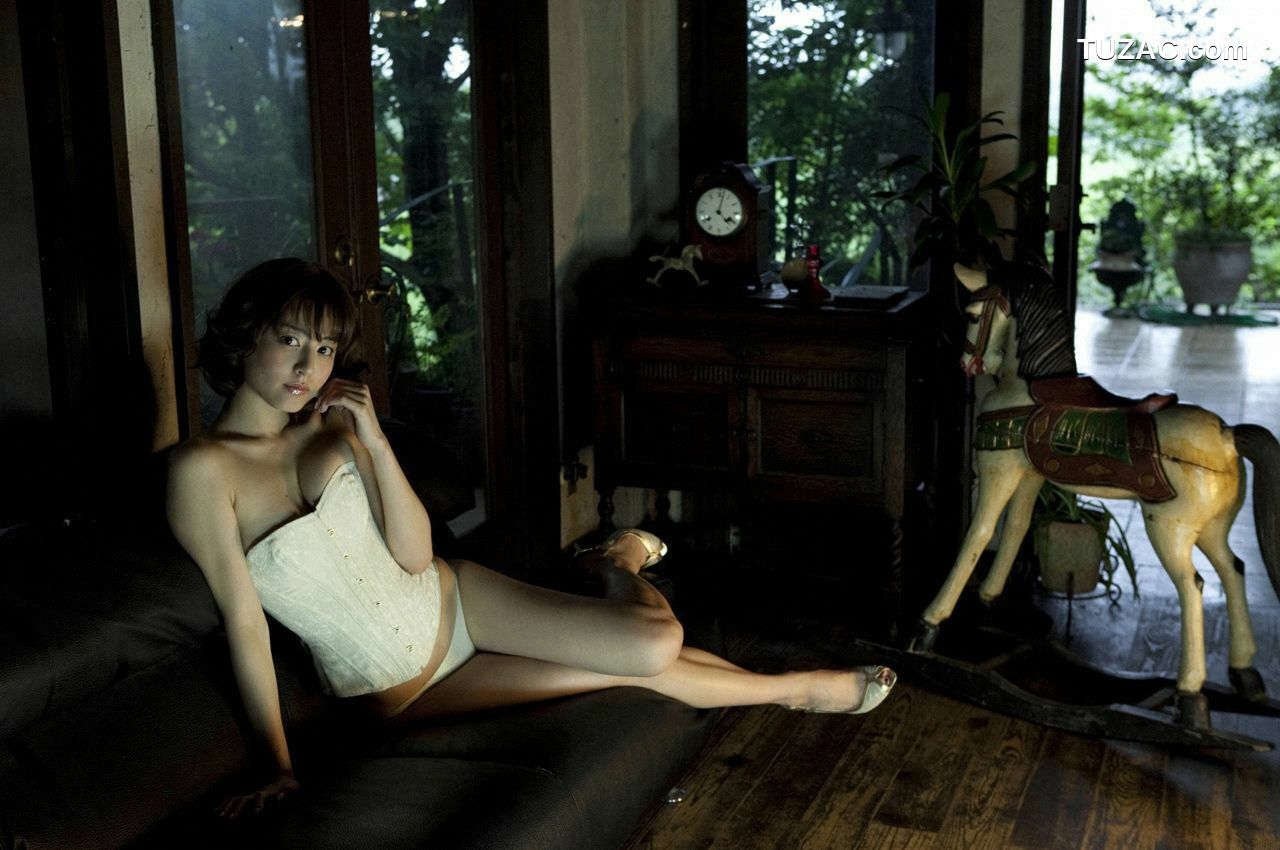 WPB写真_杉本有美《息をのむほど美しい》 No.147 写真集[119P]