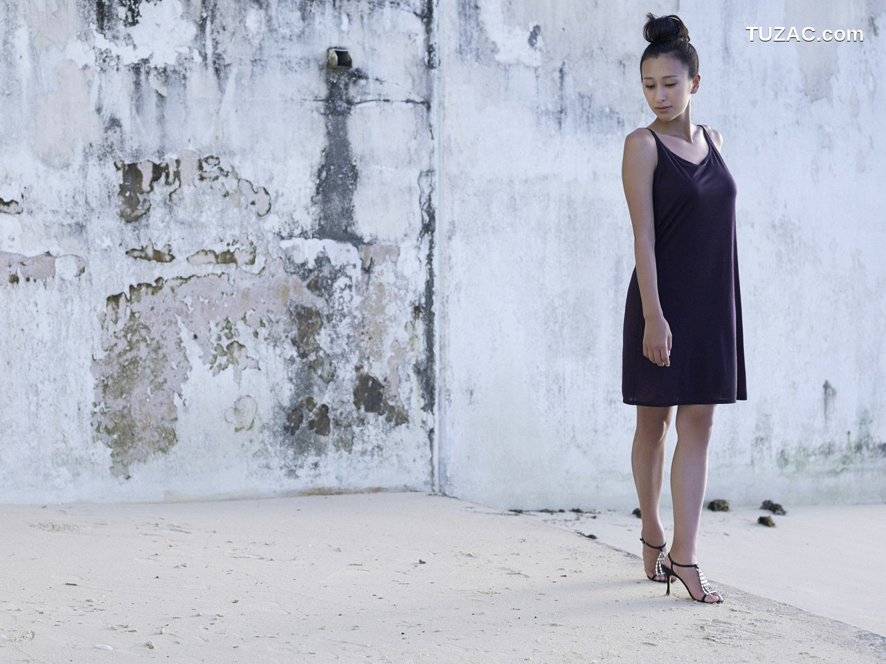 WPB写真_浅田舞《MIRACLE MOON》 No.177 写真集[124P]