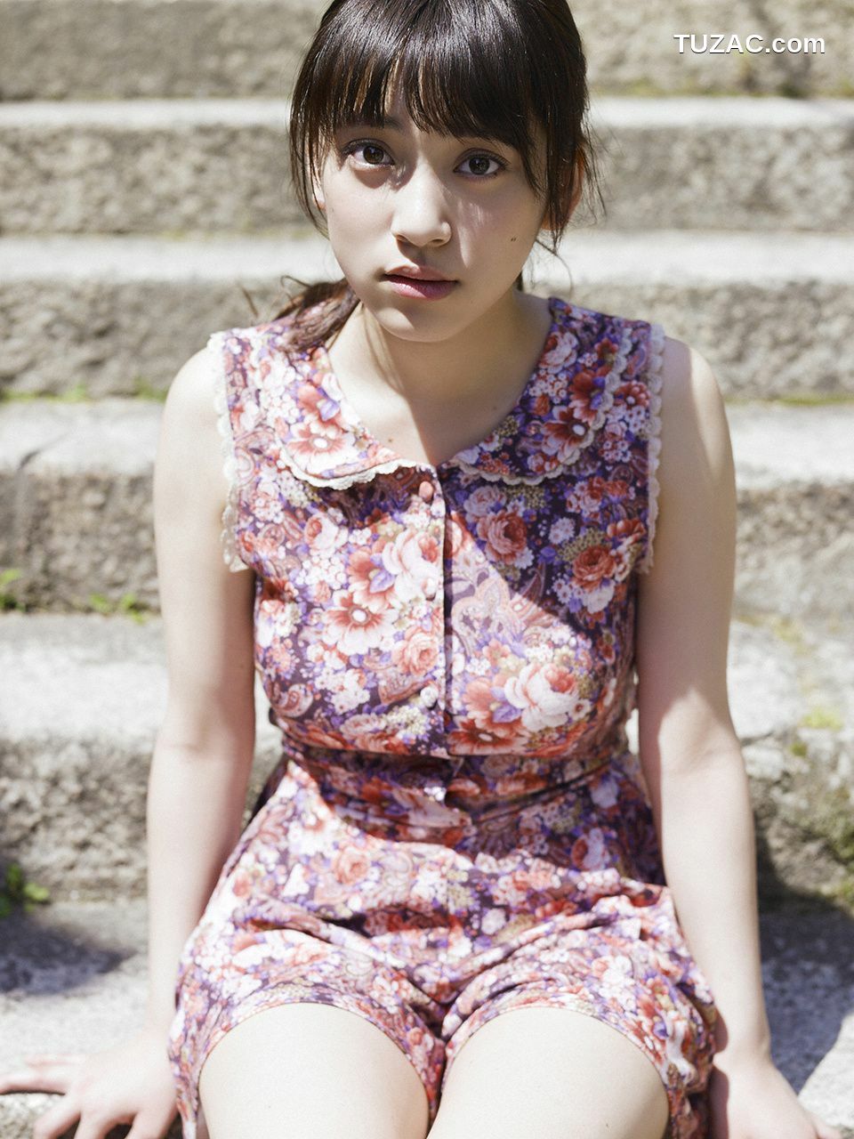 WPB写真_都丸紗也華《夏の扉をあけて》 No.184 写真集[128P]