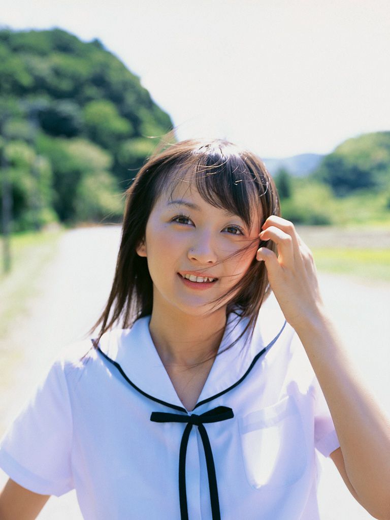 Wanibooks_ NO.10 Ayaka Komatsu 小松彩夏 写真集[200P]