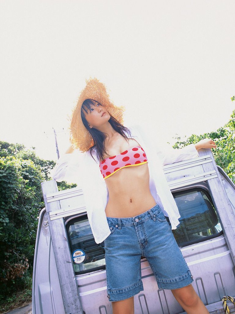 Wanibooks_ NO.10 Ayaka Komatsu 小松彩夏 写真集[200P]