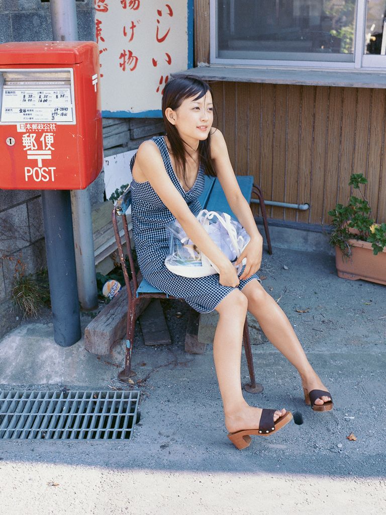 Wanibooks_ NO.10 Ayaka Komatsu 小松彩夏 写真集[200P]