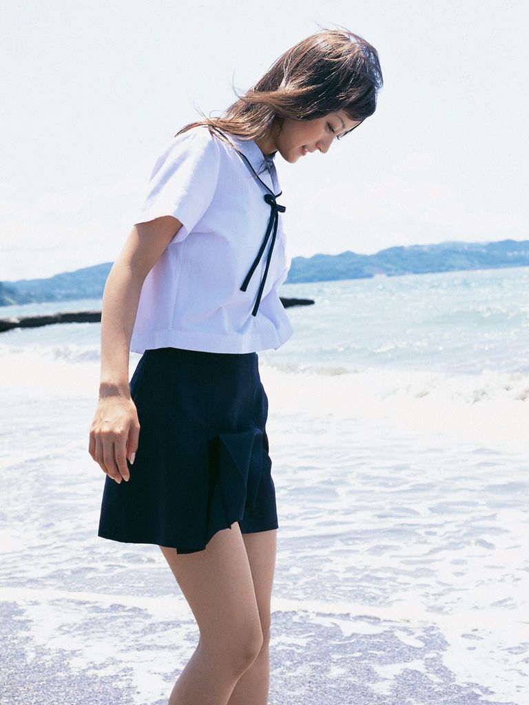Wanibooks_ NO.10 Ayaka Komatsu 小松彩夏 写真集[200P]
