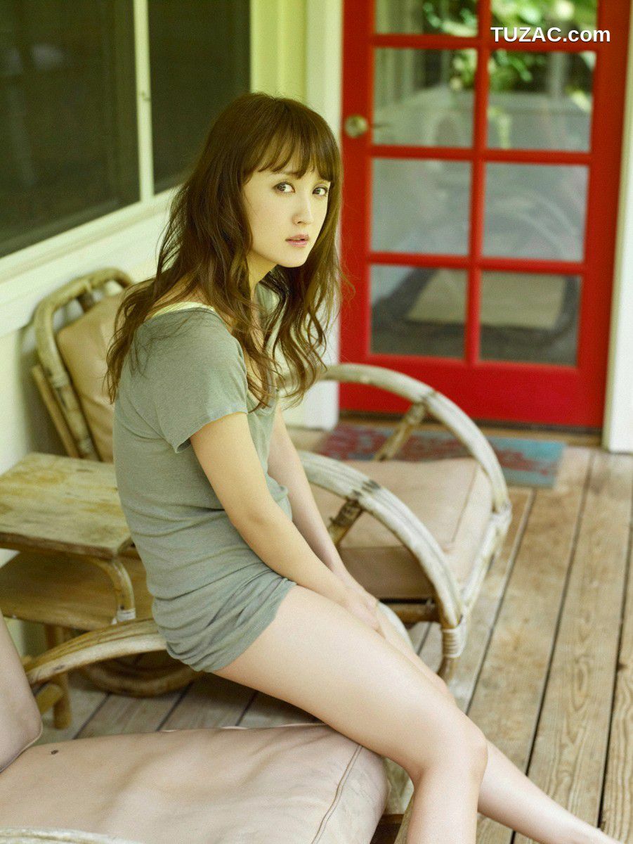 Wanibooks_ NO.102 Komatsu Ayaka 小松彩夏 写真集[175P]