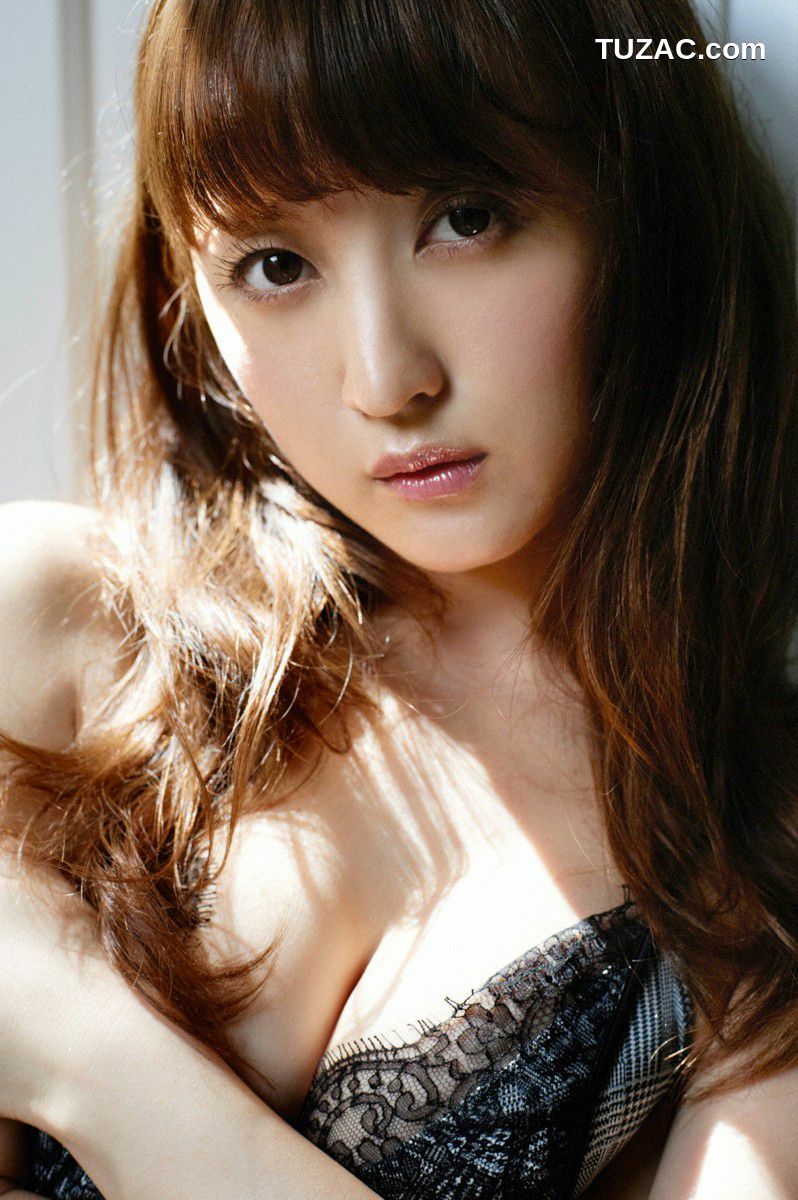 Wanibooks_ NO.102 Komatsu Ayaka 小松彩夏 写真集[175P]