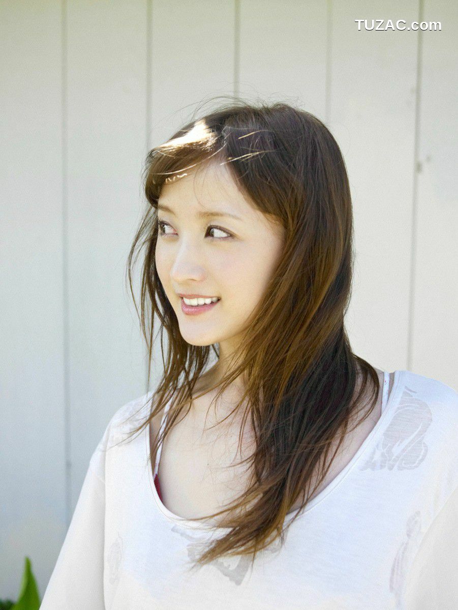 Wanibooks_ NO.102 Komatsu Ayaka 小松彩夏 写真集[175P]
