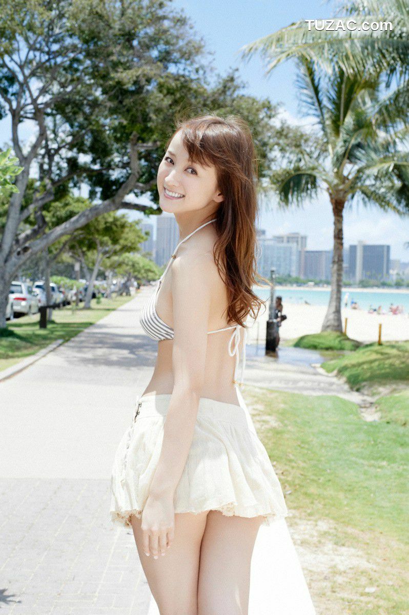 Wanibooks_ NO.102 Komatsu Ayaka 小松彩夏 写真集[175P]