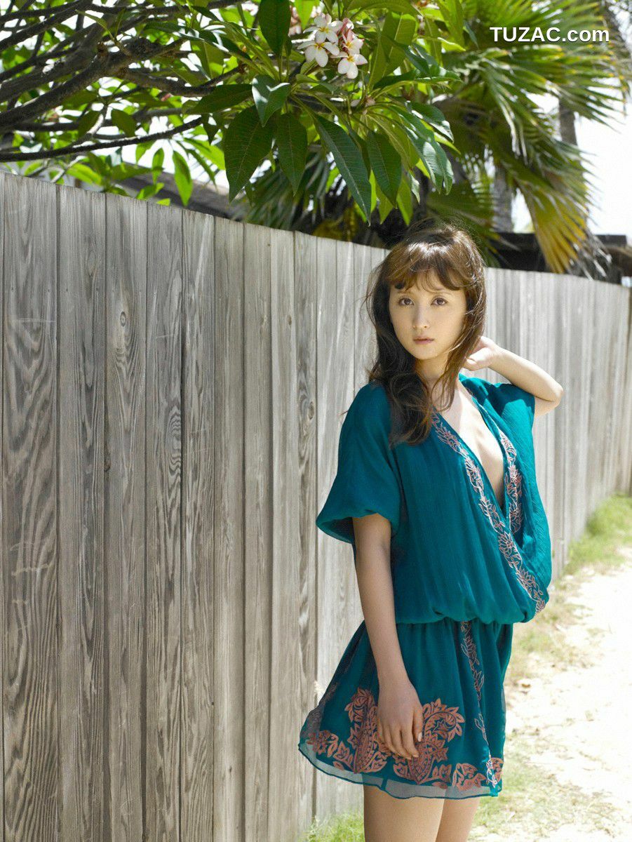 Wanibooks_ NO.102 Komatsu Ayaka 小松彩夏 写真集[175P]