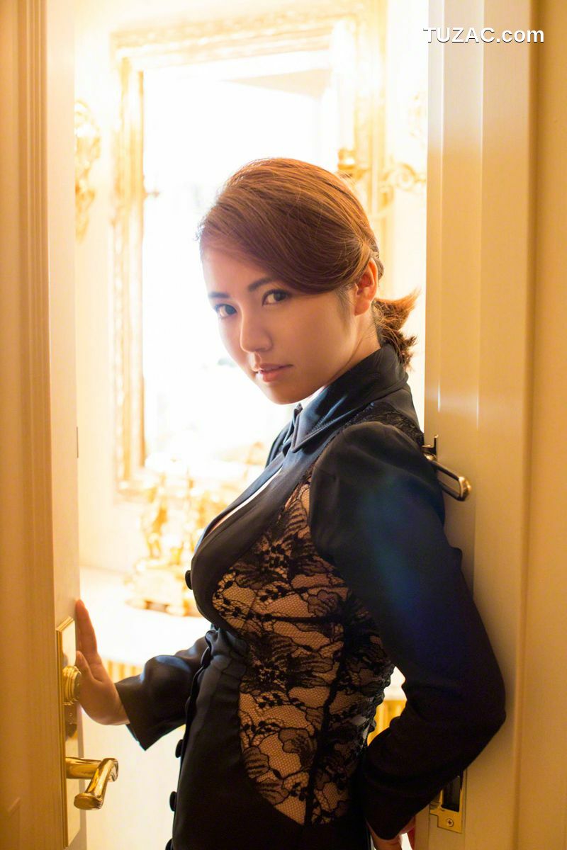 Wanibooks_ NO.120 Sayaka Isoyama 矶山沙也加/磯山さやか 写真集[161P]