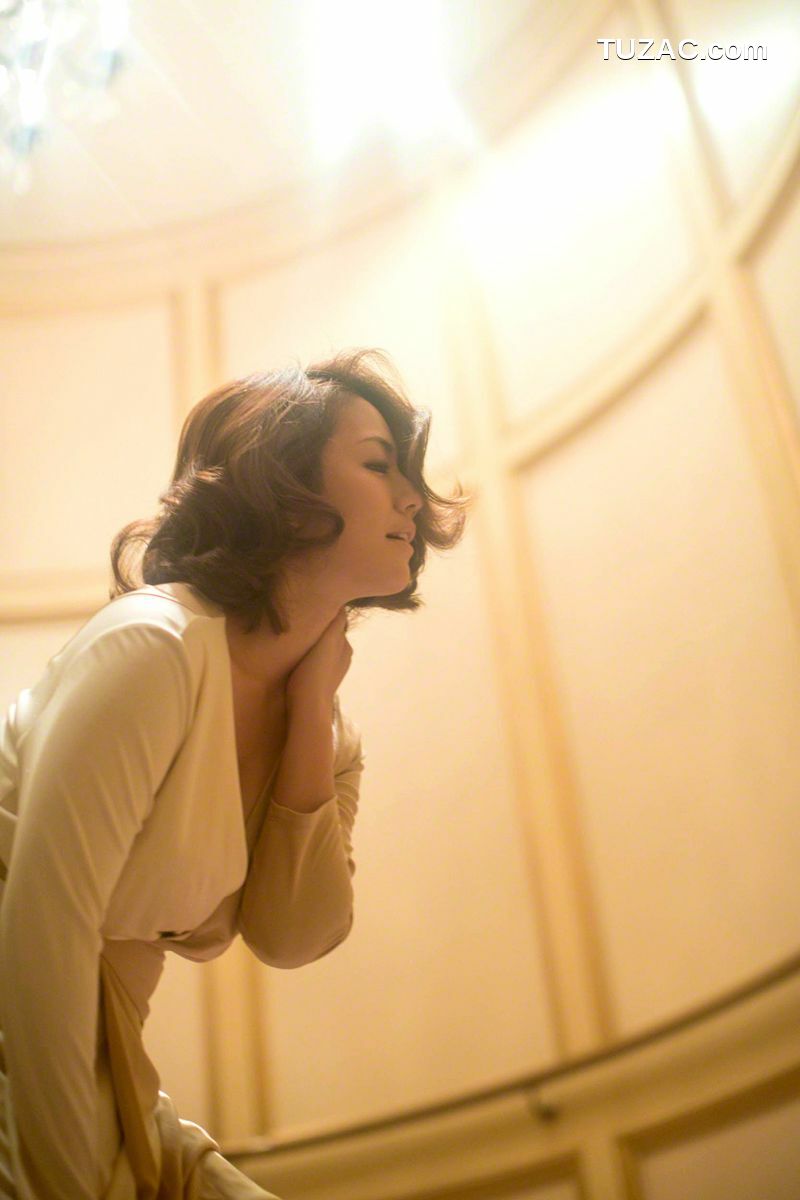 Wanibooks_ NO.120 Sayaka Isoyama 矶山沙也加/磯山さやか 写真集[161P]