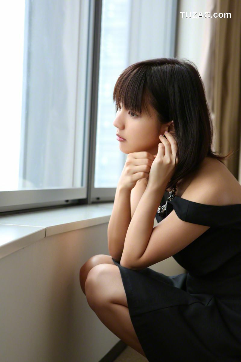 Wanibooks_ NO.131 Erina Mano 真野恵里菜 写真集[180P]