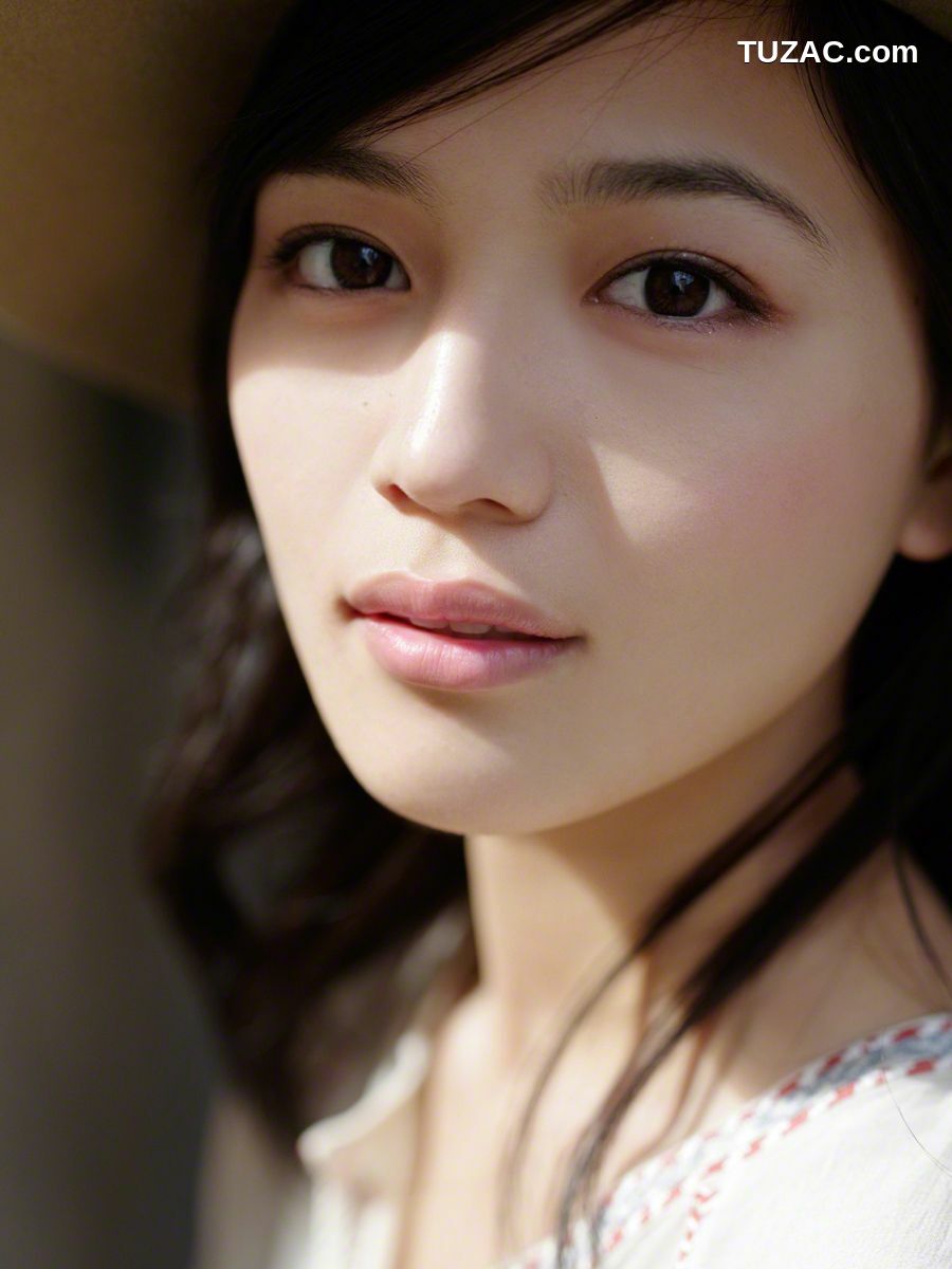Wanibooks_ NO.132 Haruna Kawaguchi 川口春奈 写真集[166P]