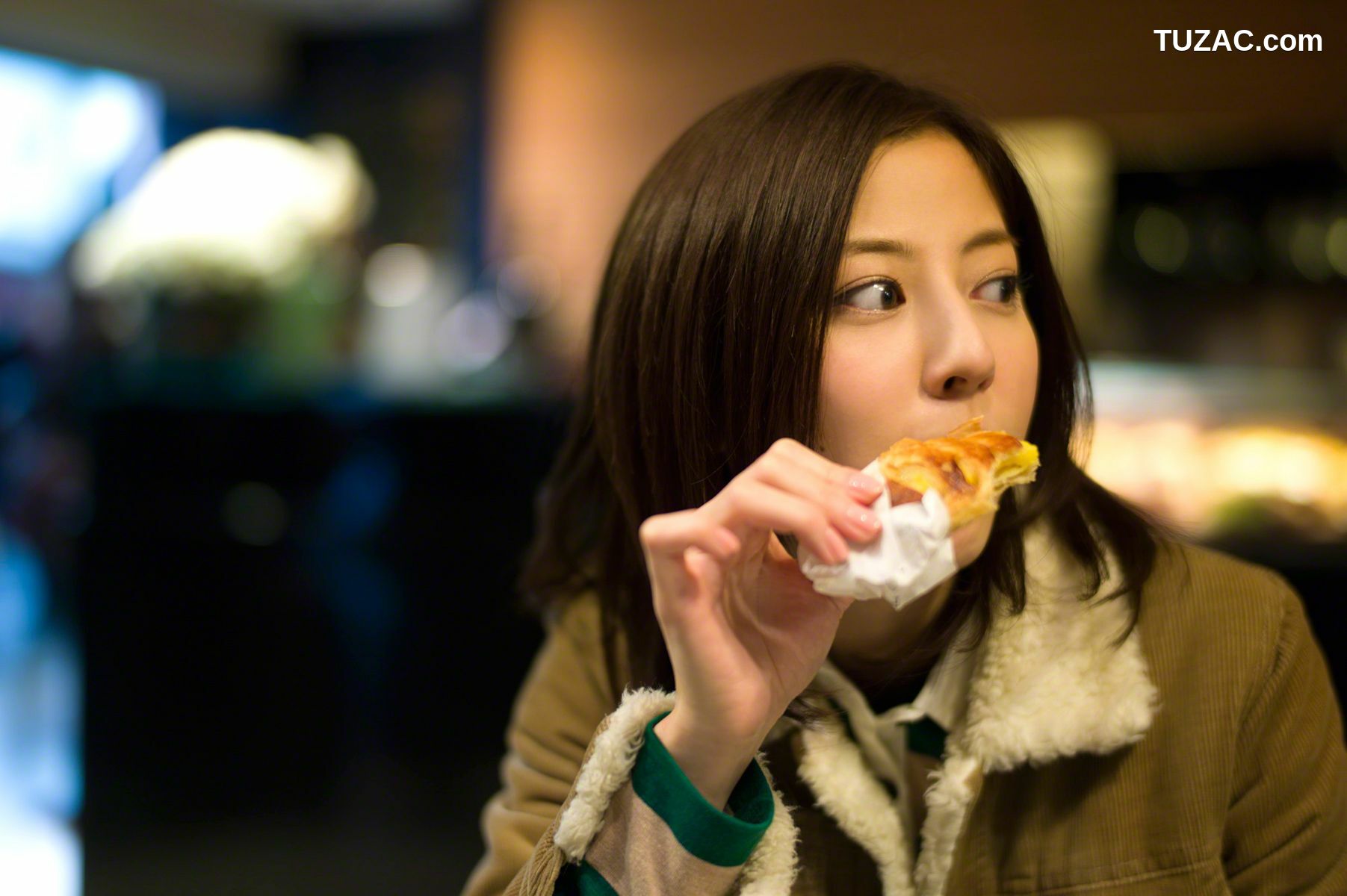 Wanibooks_ NO.136 Yumi Sugimoto 杉本有美 写真集[246P]