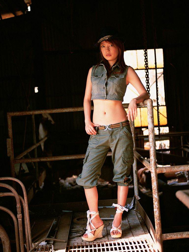 Wanibooks_ NO.17 Chinami Ishizaka 石坂千寻/石坂ちなみ 写真集[167P]
