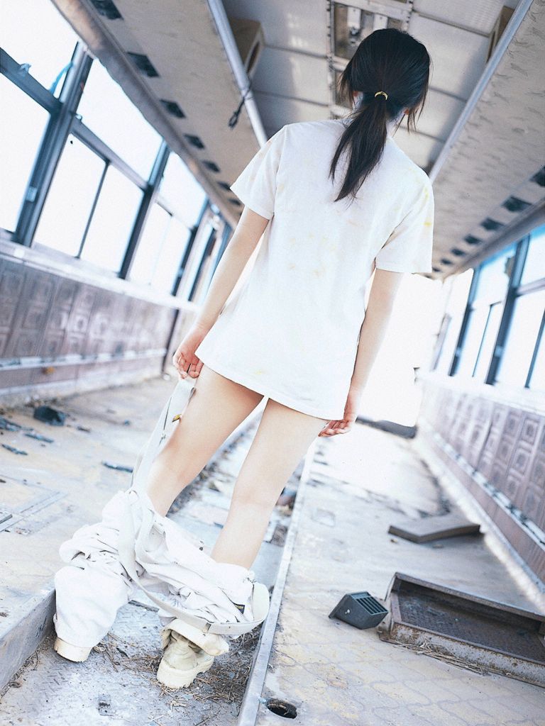 Wanibooks_ NO.34 Nana Akiyama 秋山奈奈/秋山奈々 写真集[140P]