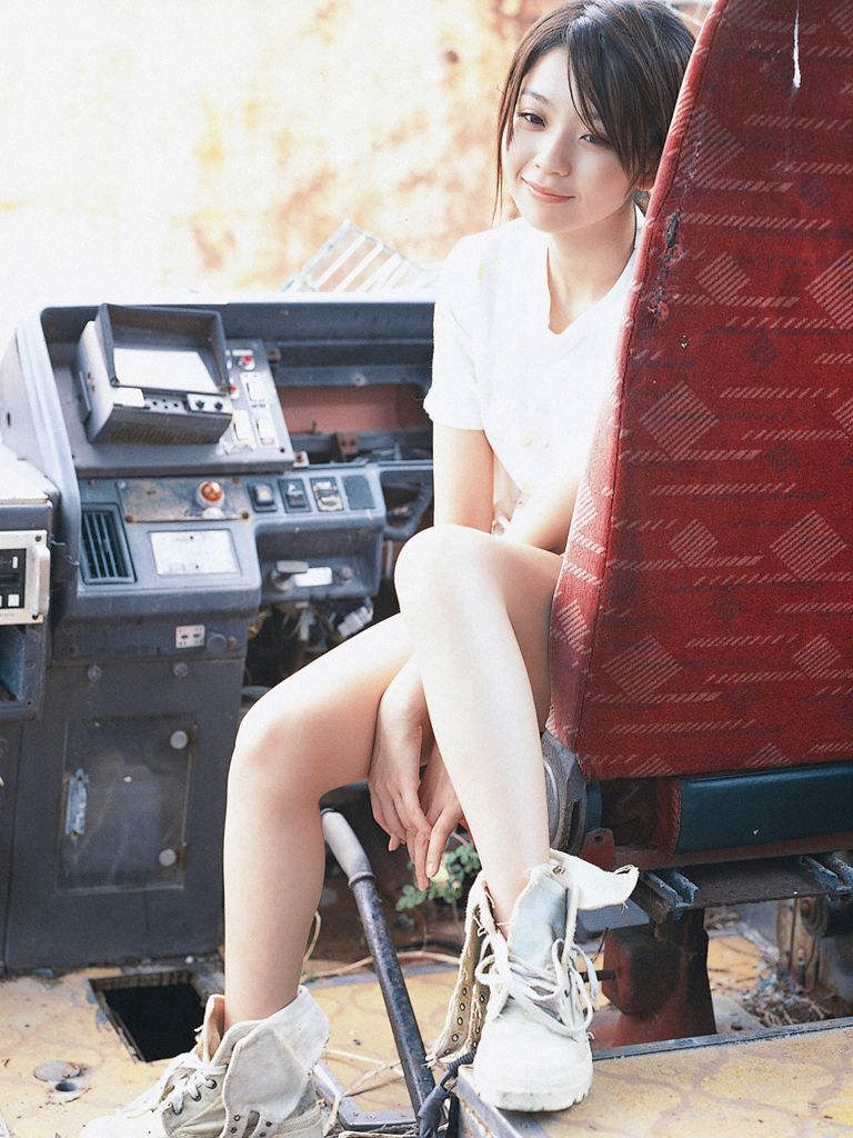 Wanibooks_ NO.34 Nana Akiyama 秋山奈奈/秋山奈々 写真集[140P]