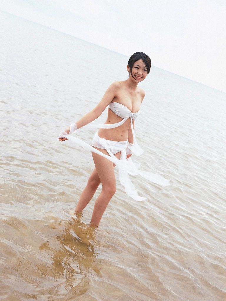 Wanibooks_ NO.34 Nana Akiyama 秋山奈奈/秋山奈々 写真集[140P]