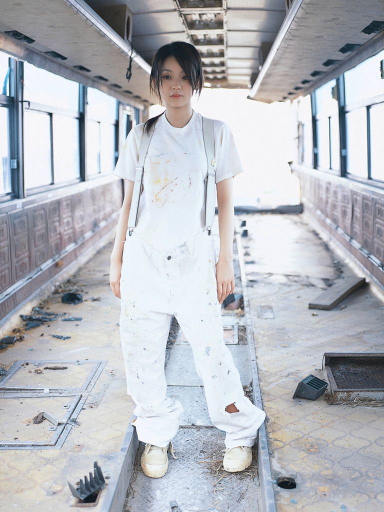 Wanibooks_ NO.34 Nana Akiyama 秋山奈奈/秋山奈々 写真集[140P]