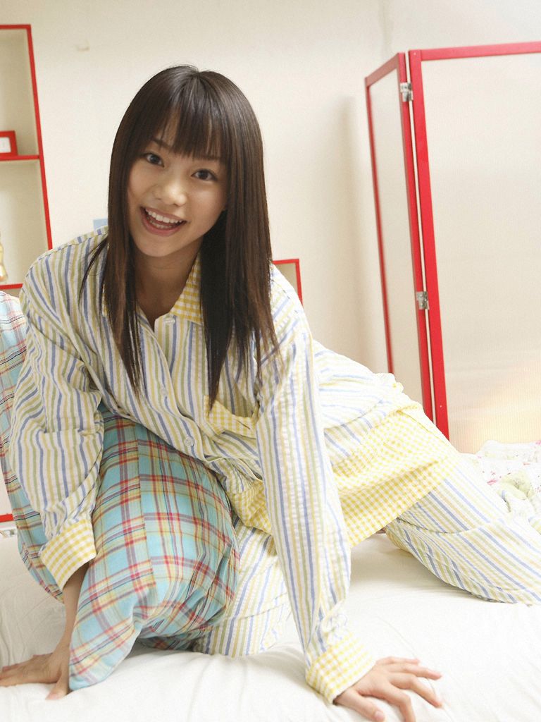 Wanibooks_ NO.37 Hitomi Kaikawa 海川ひとみ/海川瞳 写真集[50P]