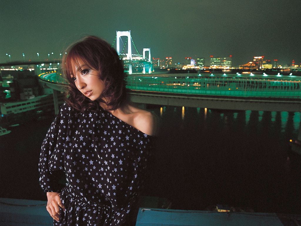 Wanibooks_ NO.51 Mariko Shinoda 篠田麻里子 写真集[196P]