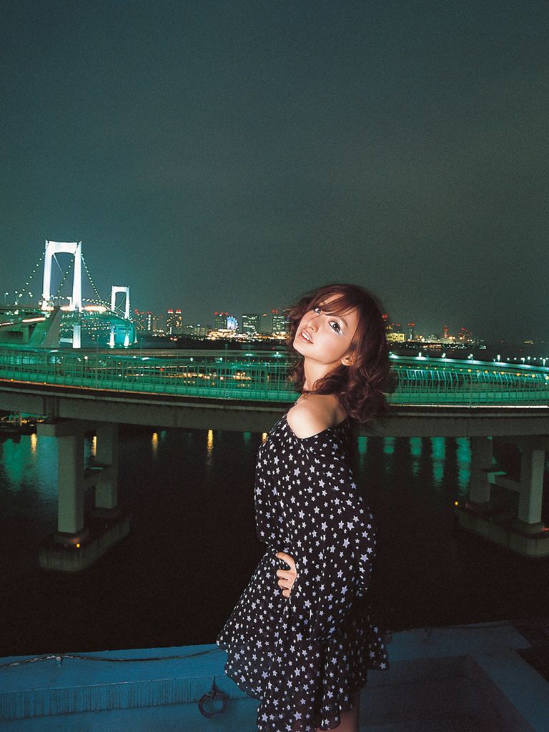 Wanibooks_ NO.51 Mariko Shinoda 篠田麻里子 写真集[196P]