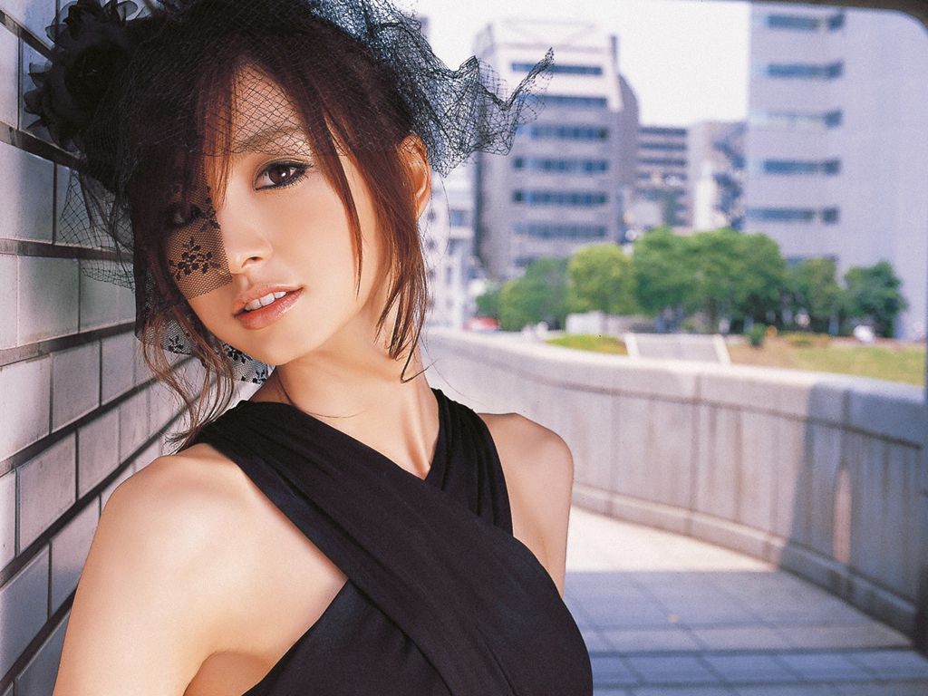 Wanibooks_ NO.51 Mariko Shinoda 篠田麻里子 写真集[196P]